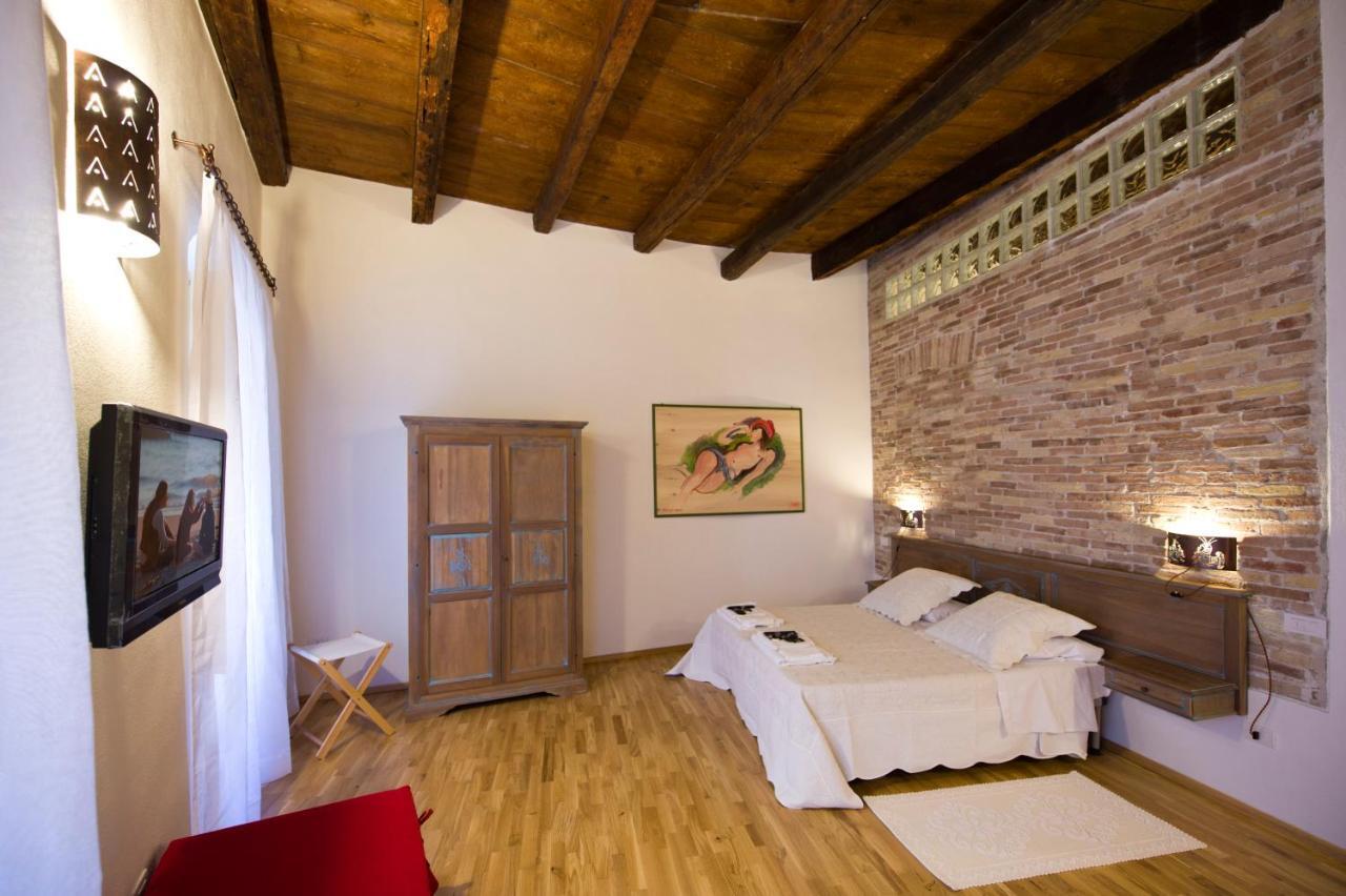 Castelletto Suites Cagliari Pokój zdjęcie